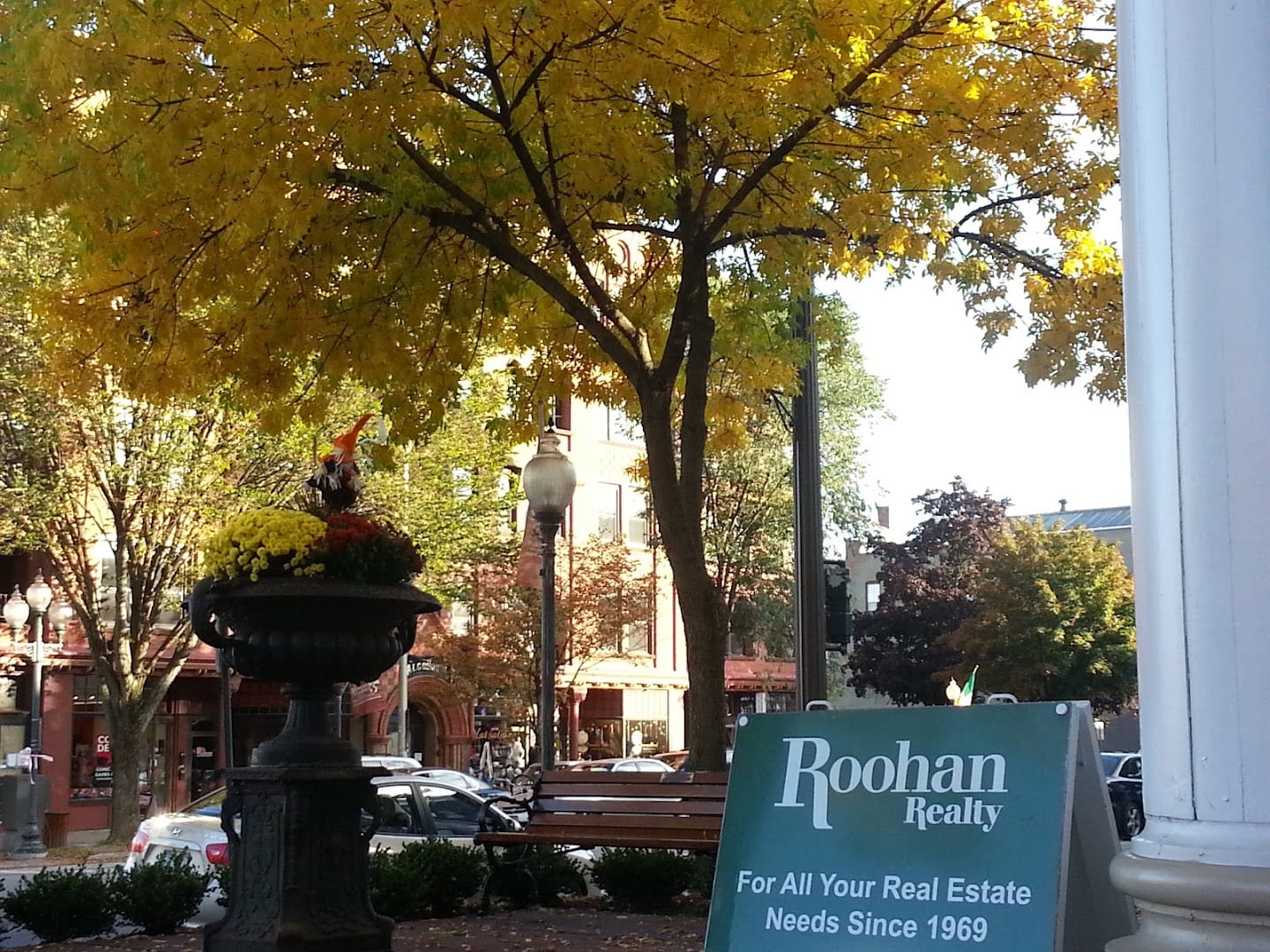 Roohan Realty, photo 2