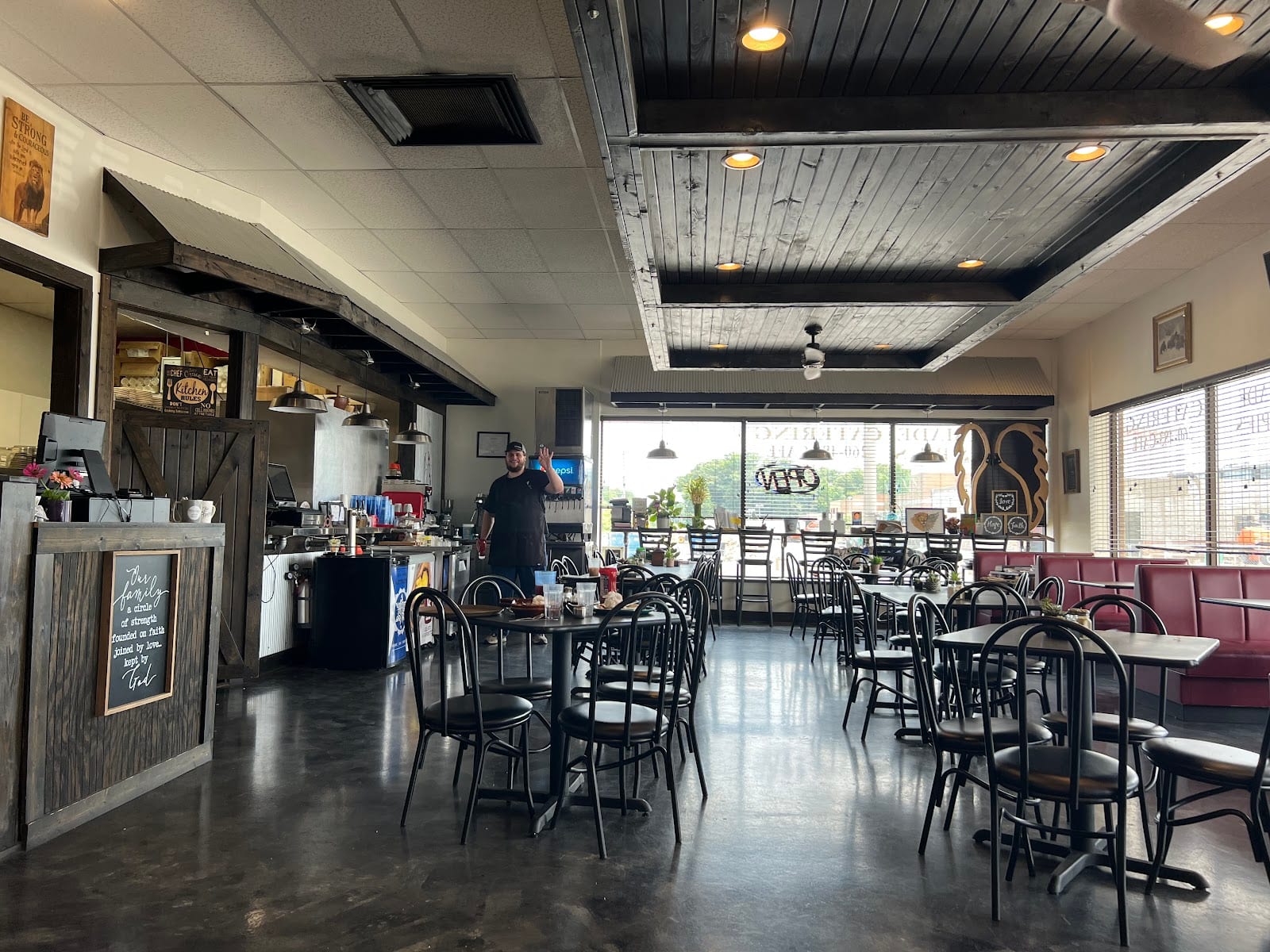 A Divine Encounter Café, photo 3