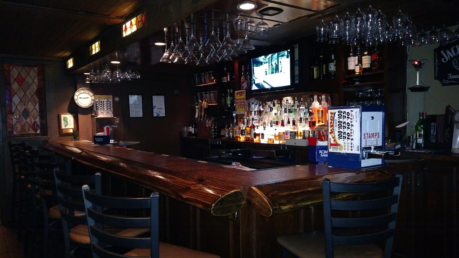 Cocktails Lounge