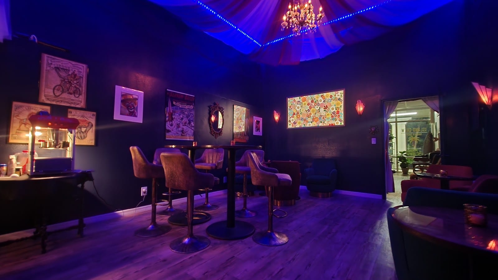 Flying Cork Wine & Beer Bar