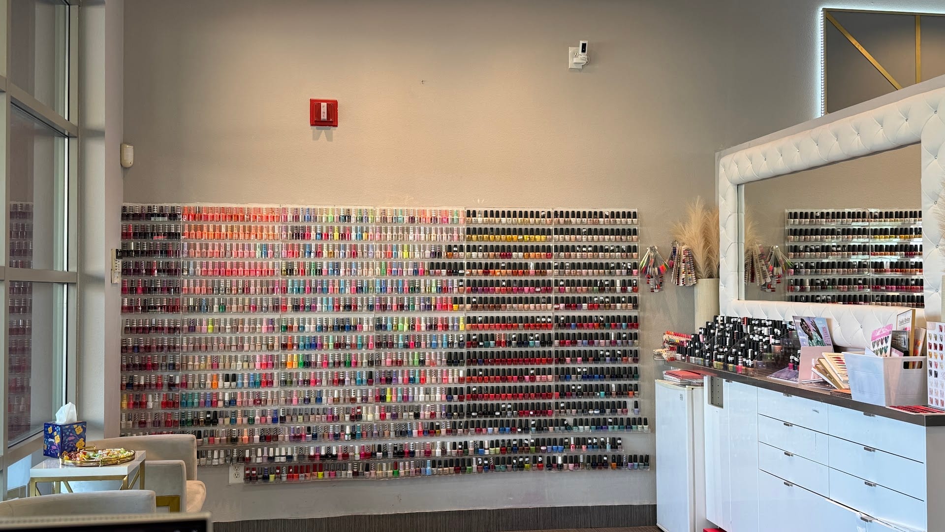Red Rock Nails, photo 4
