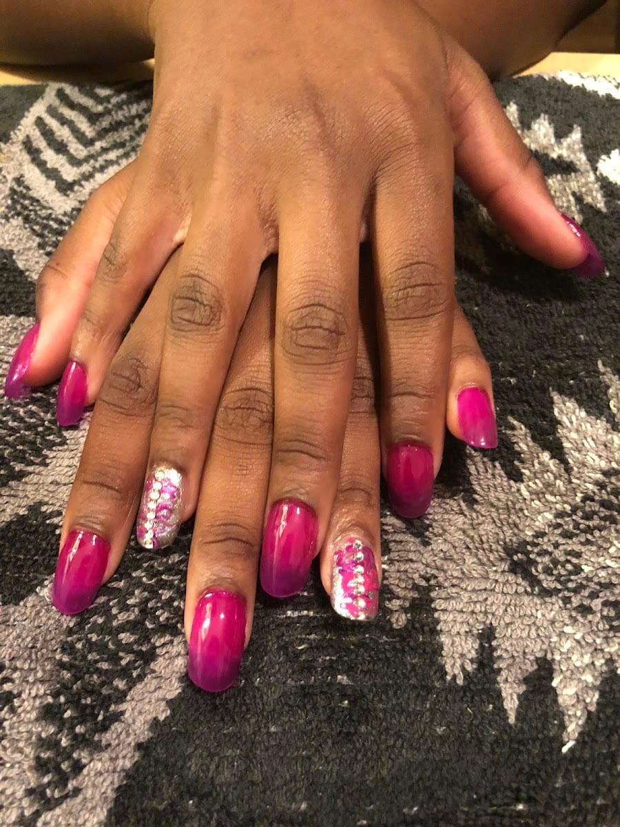 L&L Nail Lounge, photo 2