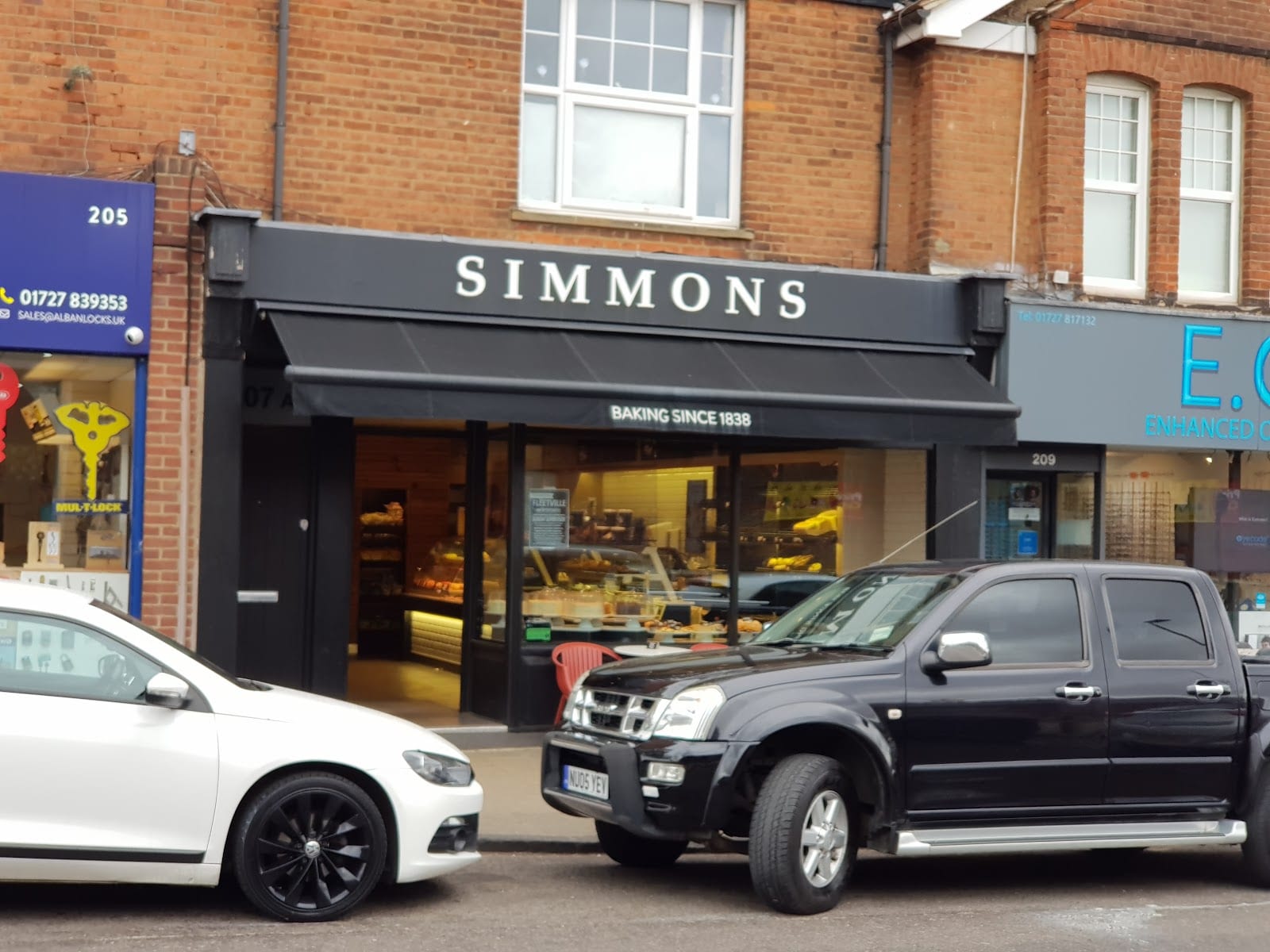 Simmons Bakers, photo 2