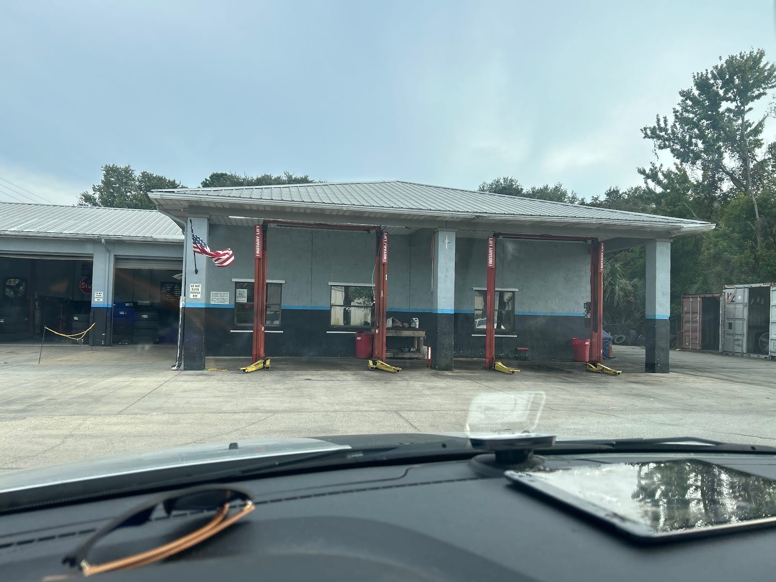 Tire Outlet, photo 3