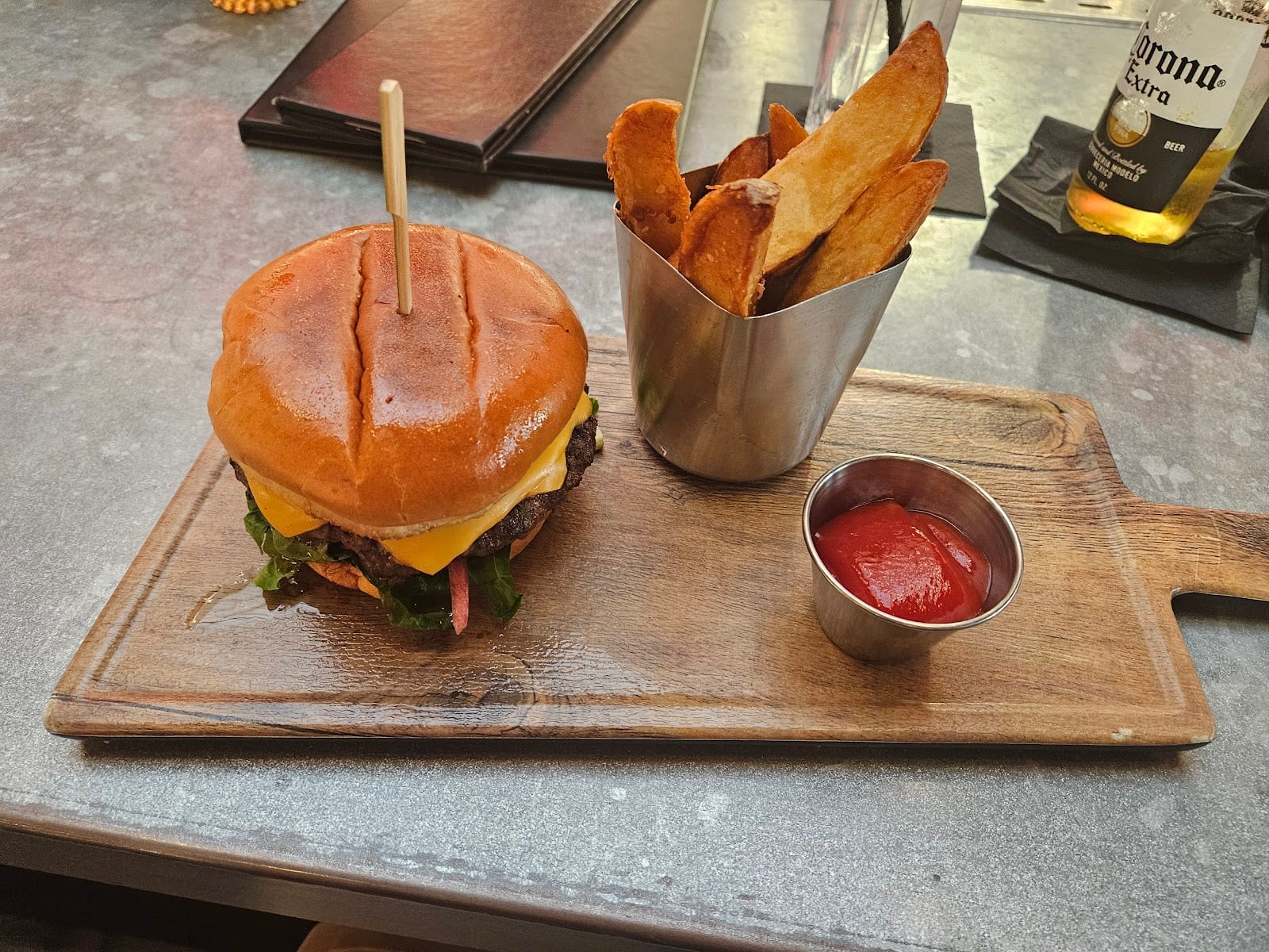 The Midnight Shift Restaurant & Bar, photo 4