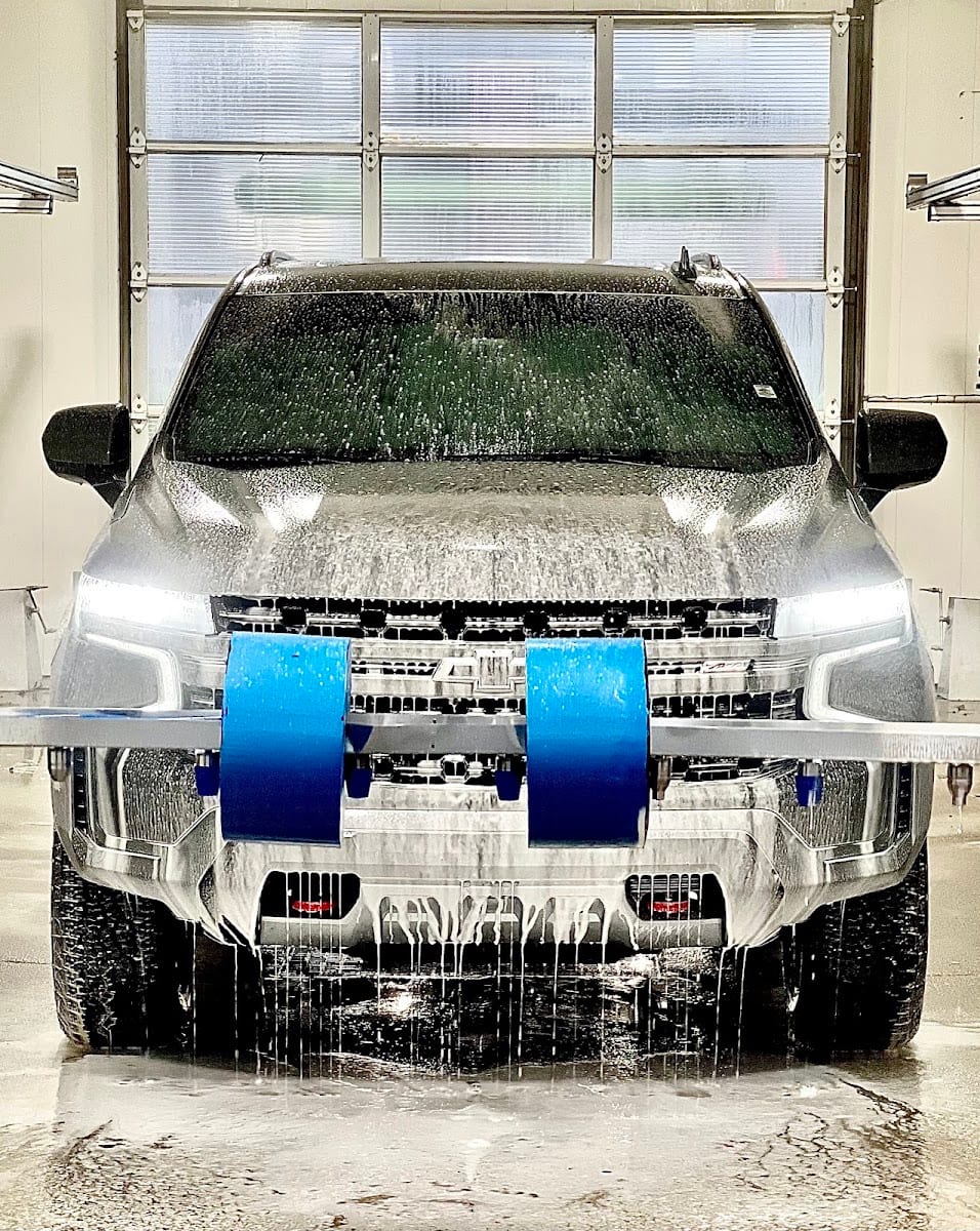 IQ Car Wash- Brenham, TX, photo 3