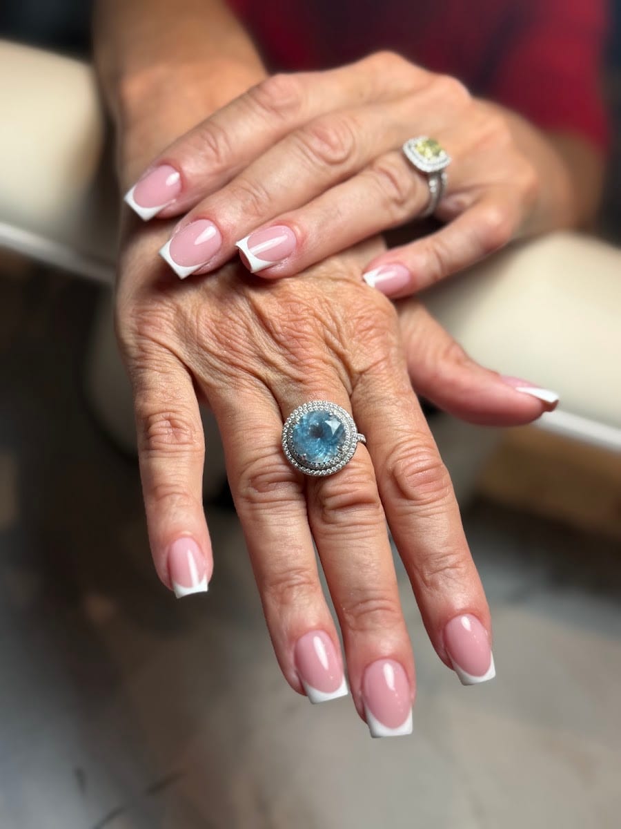 Vie Nail & Beauty Salon | Russian Manicure Toronto, photo 3