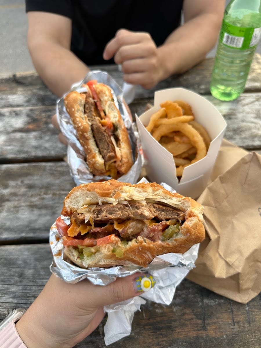 Johnny's Hamburgers, photo 4
