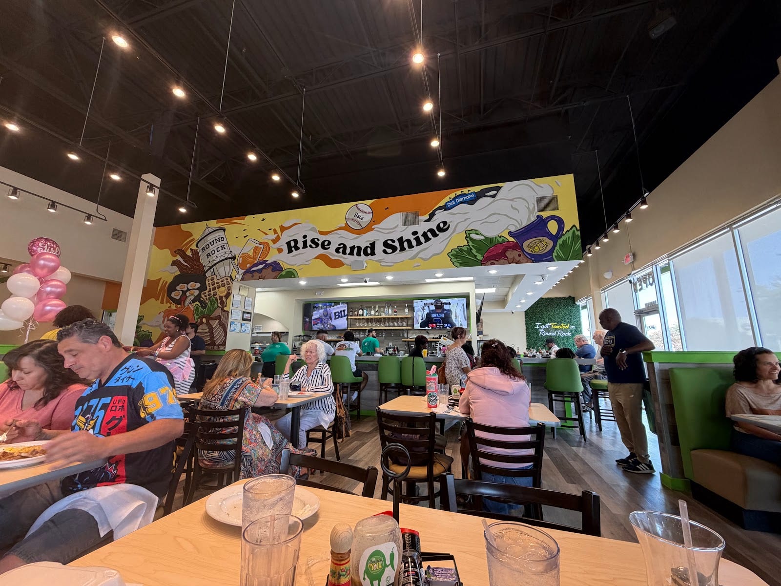 The Toasted Yolk Cafe