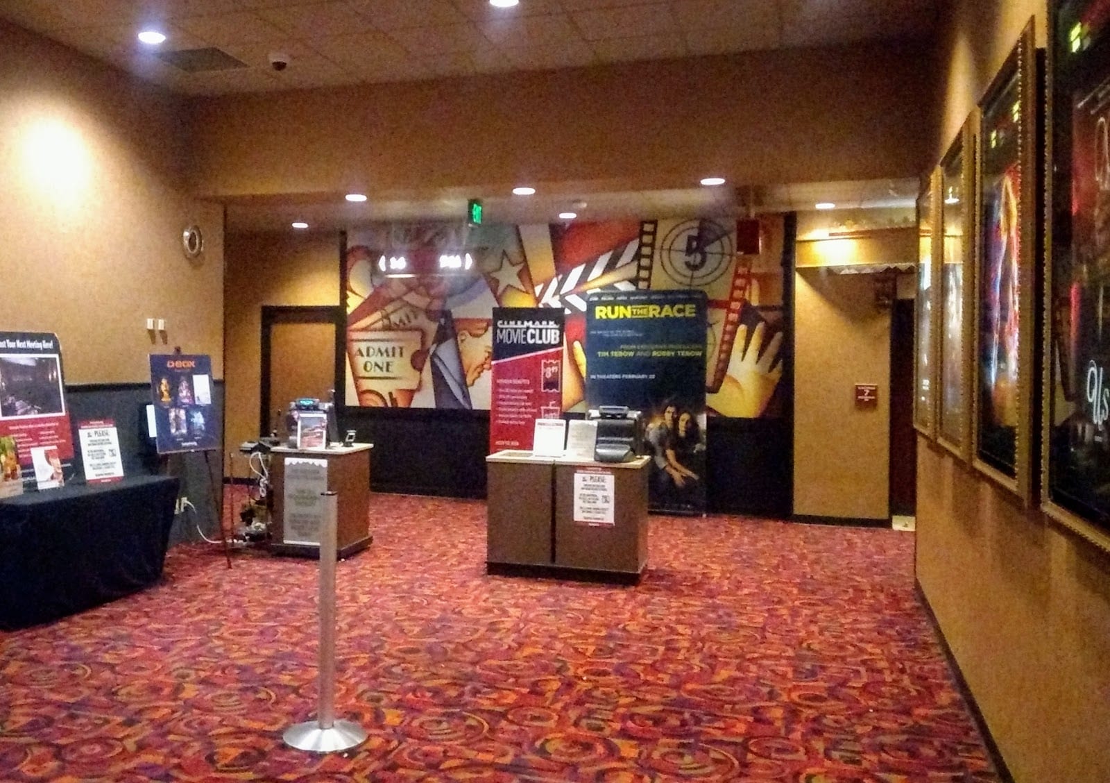Cinemark Round Rock 14, photo 4