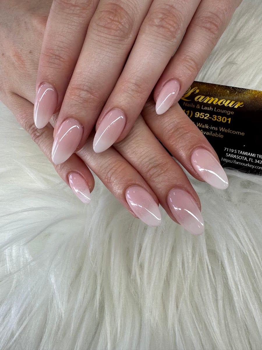 L’amour Nails Spa