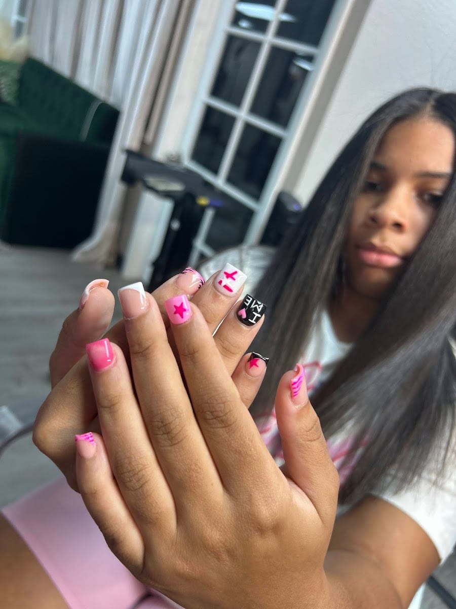 Wayside Nails, photo 4