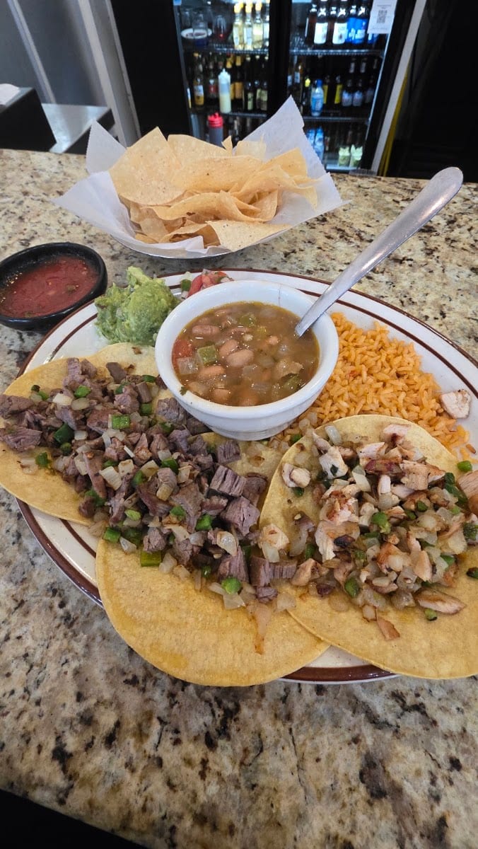 Ernesto's Fine Mexican Food, photo 3