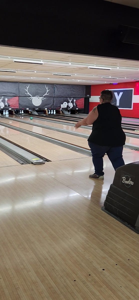 Bowlero Denton, photo 2