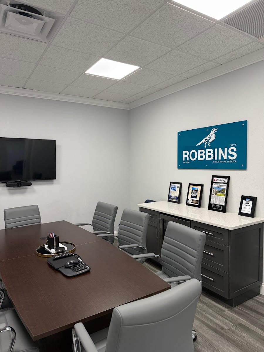 Harry E. Robbins Associates, Inc. - Realtor, photo 3