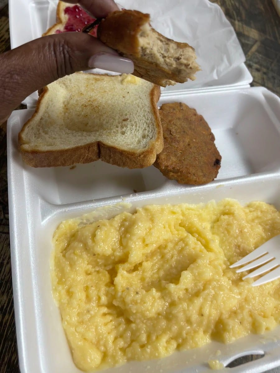 Cozy Brown's Kitchen | Soul Food, photo 3