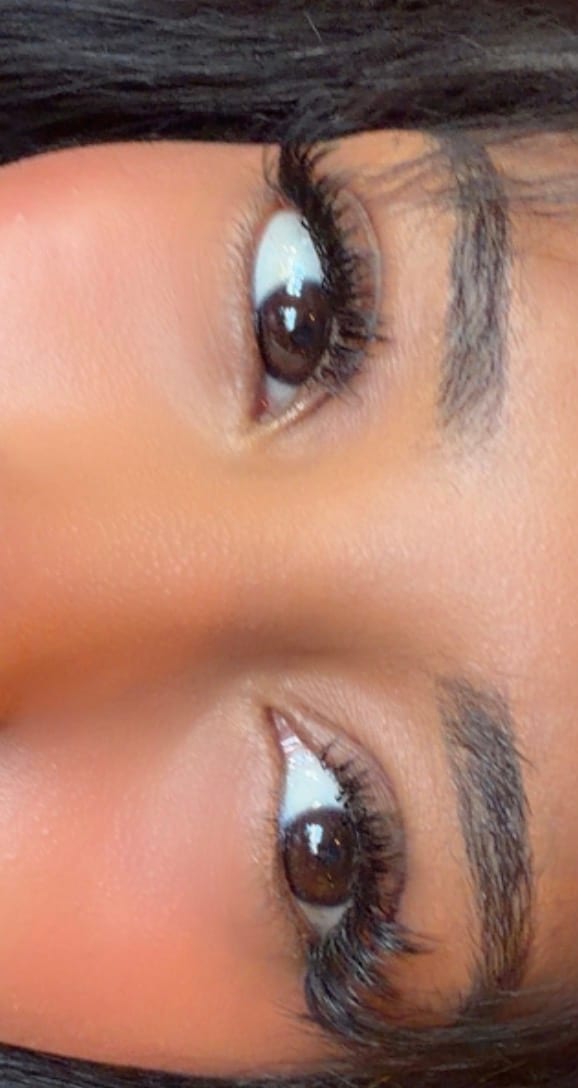 The Aura Lash