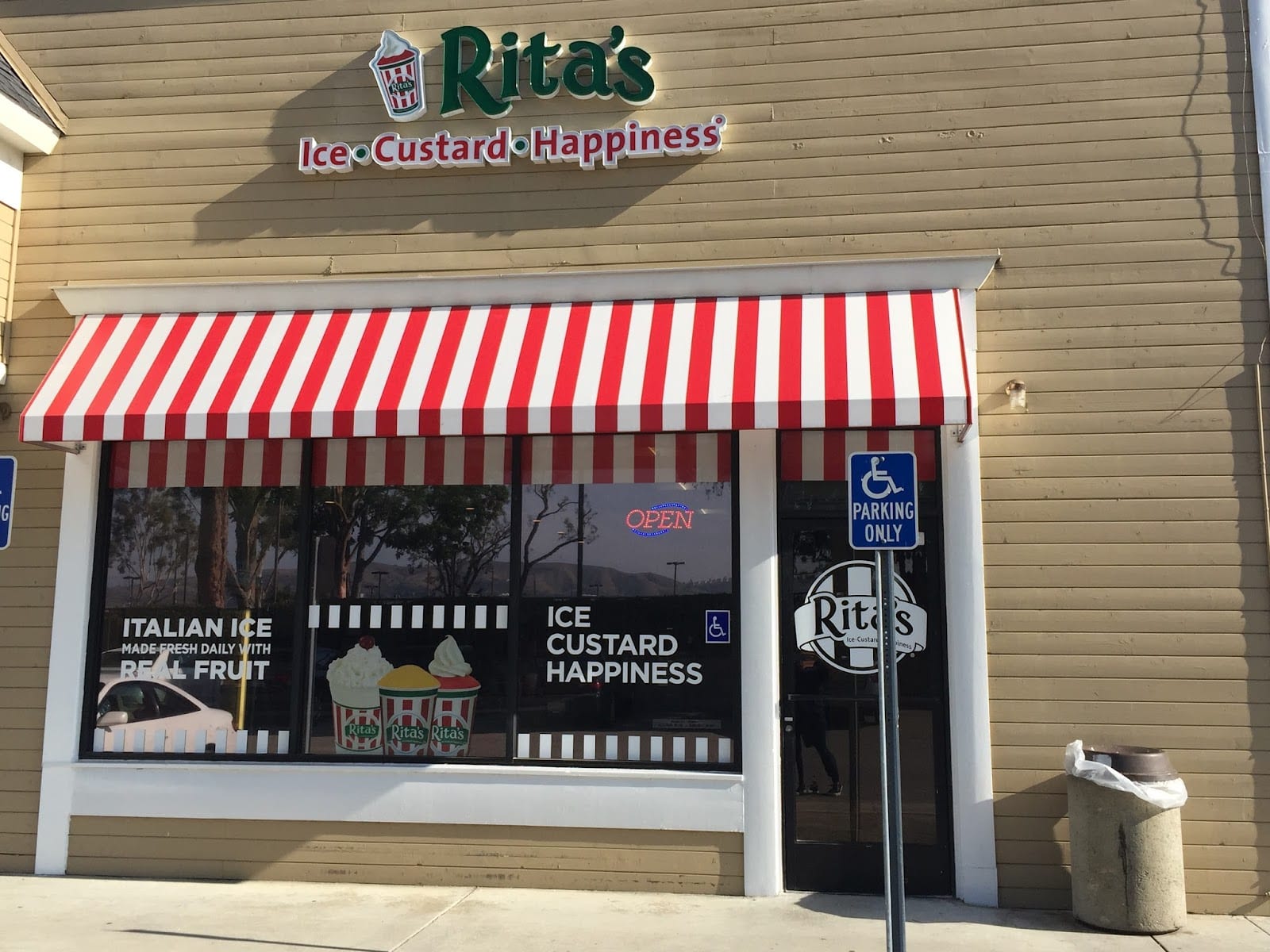 Rita's Italian Ice & Frozen Custard, photo 2
