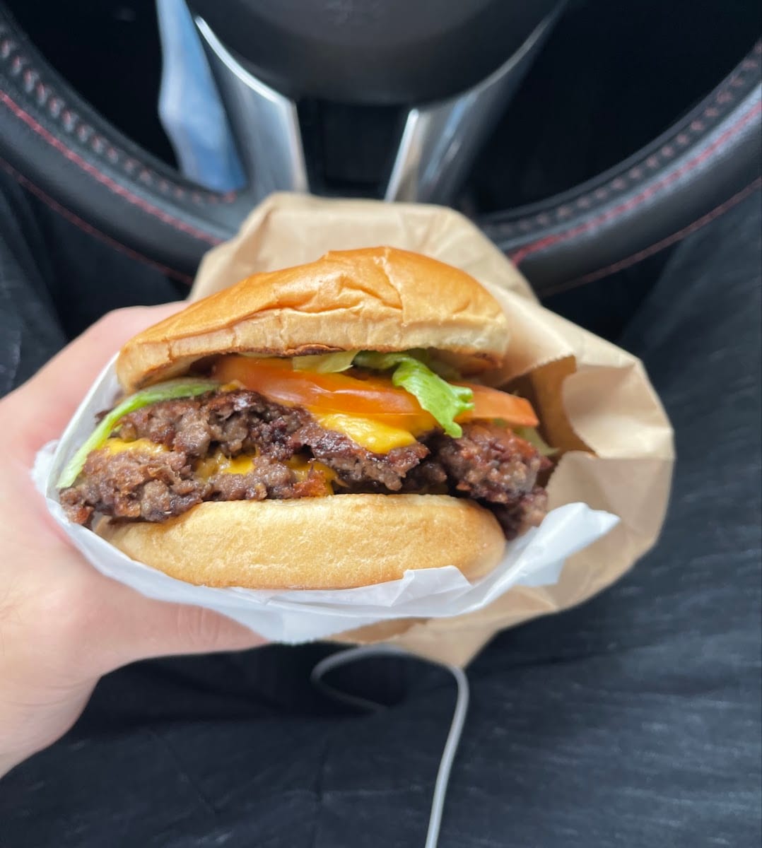Fresh Burger Woodbine & Steeles, photo 4