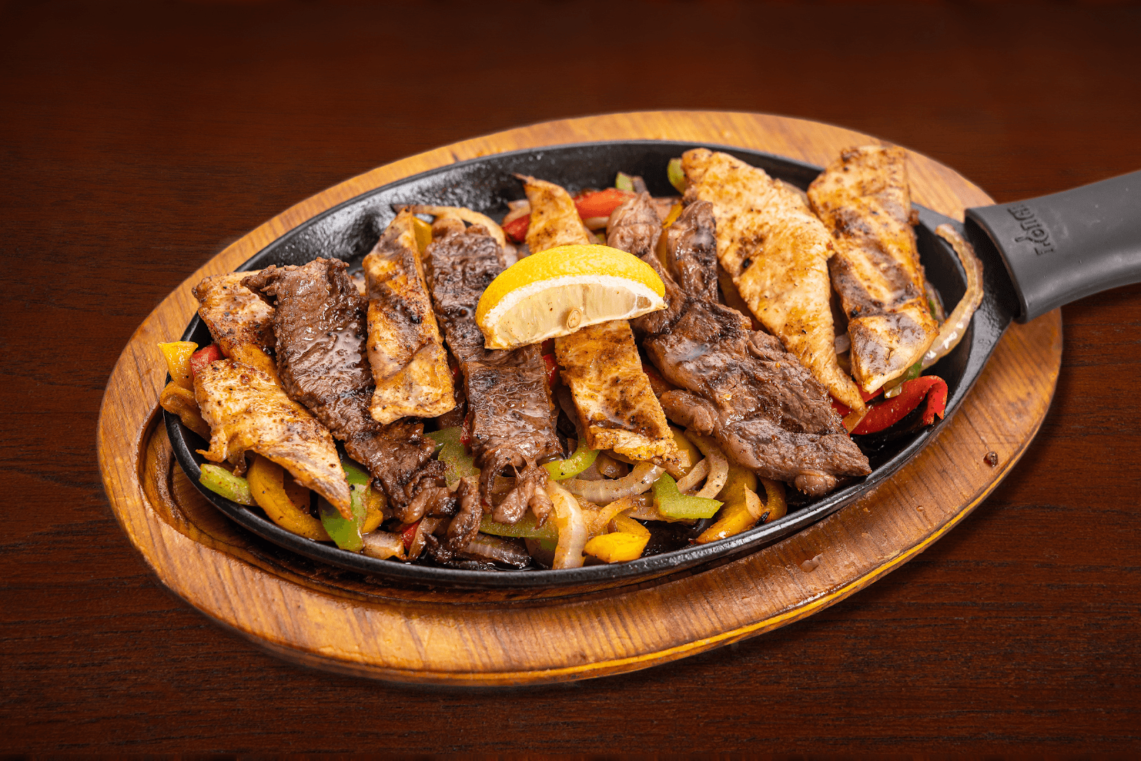 Riviera Maya Mexican Restaurant & Bar (Bass Pro)