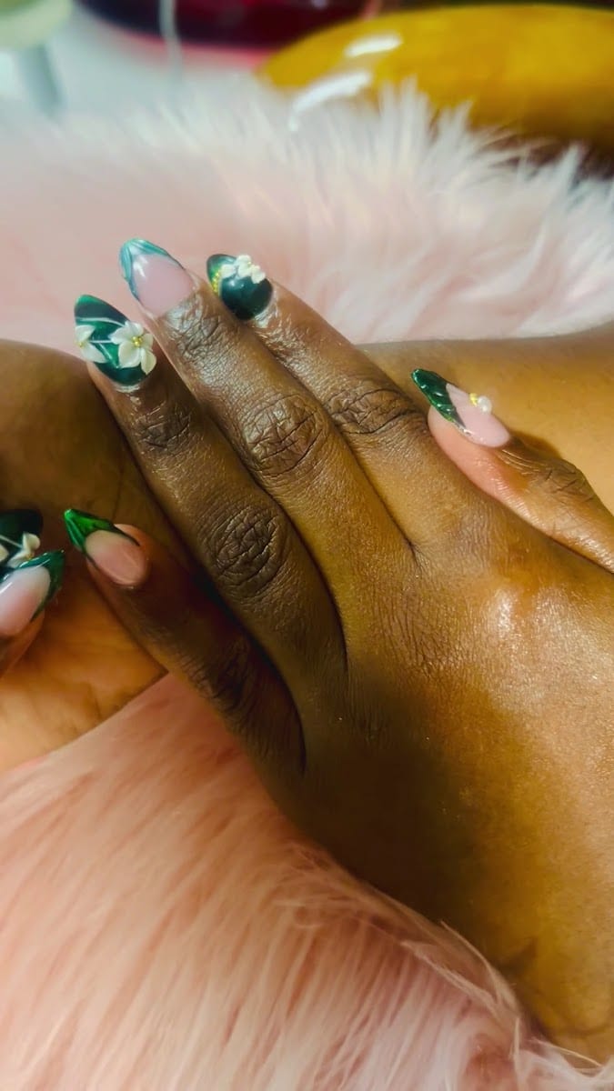 Luxure Nail Spa & Hair Salon. LLC, photo 4