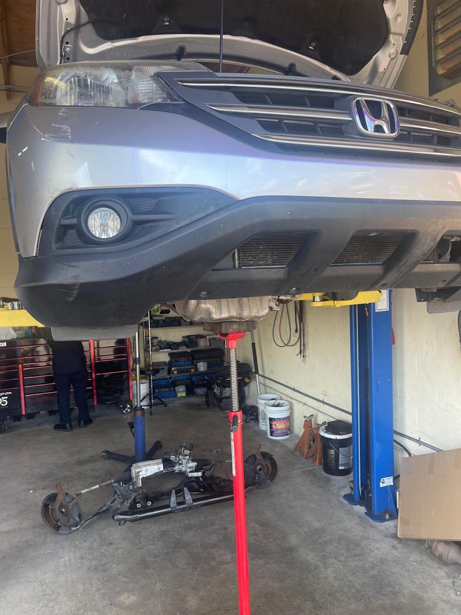 Import Auto Center, photo 3