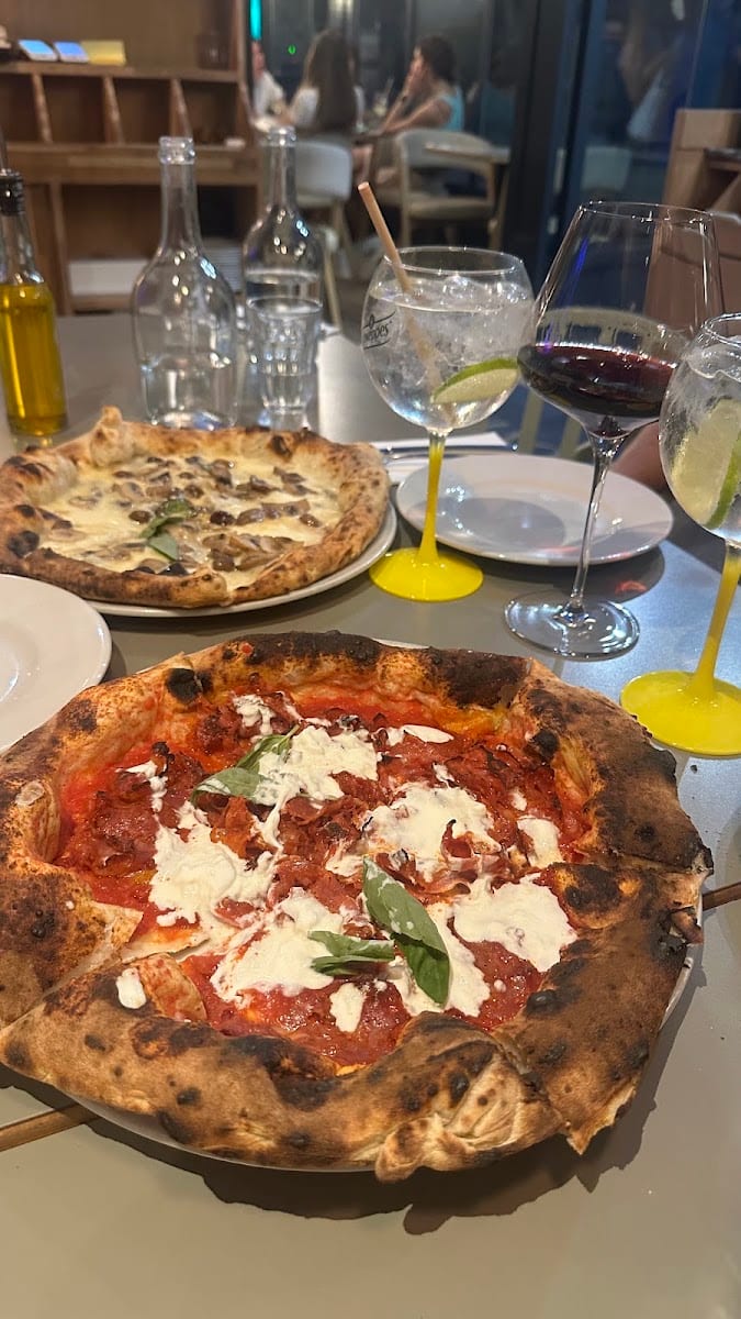 Pizzeria Lovine's, photo 4