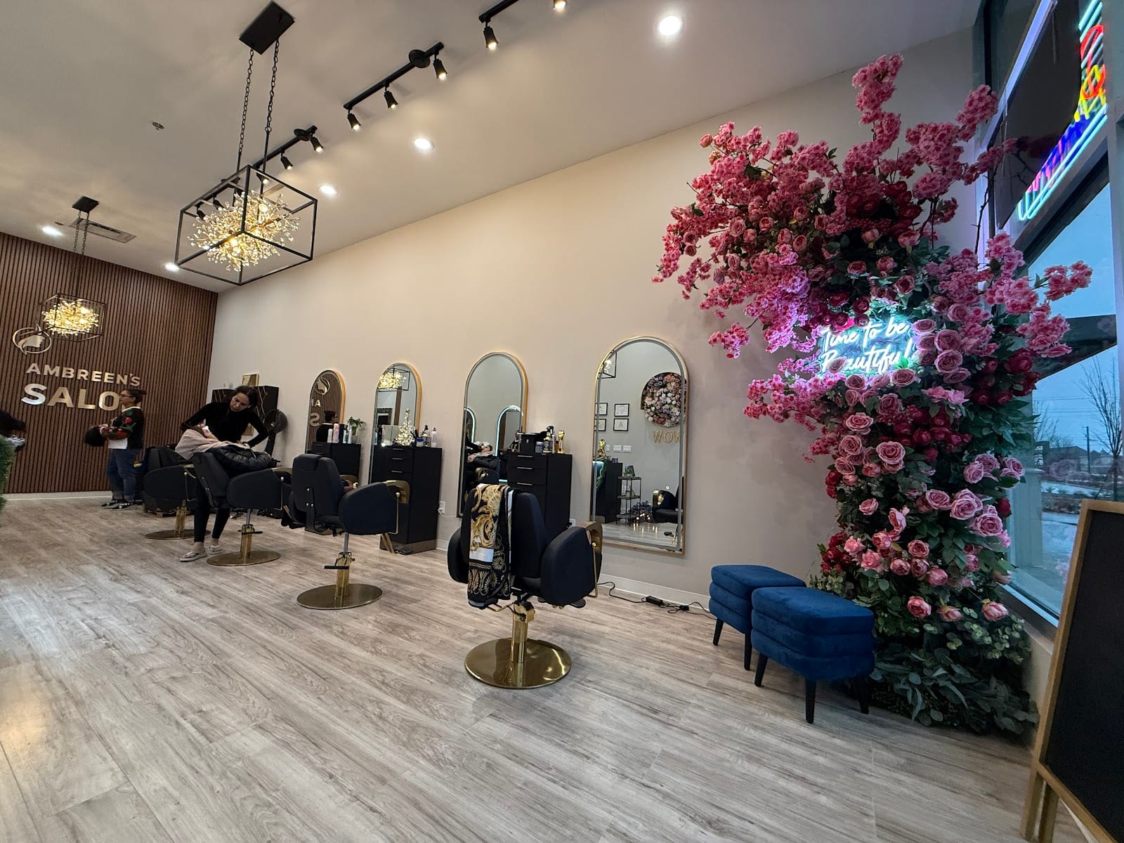Ambreen's Salon