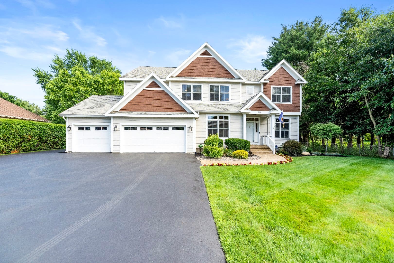 Shannon McCarthy Team, Saratoga Springs Real Estate Agency at eXp Realty, photo 3
