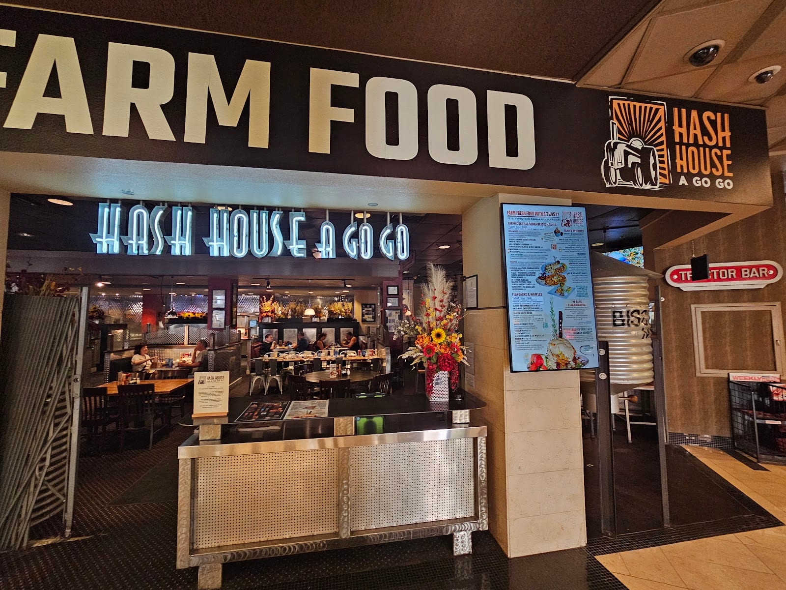 Hash House A Go Go Plaza