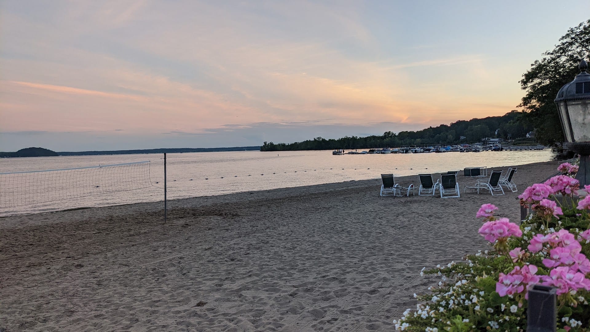 Waters Edge Homeowners Association, photo 3