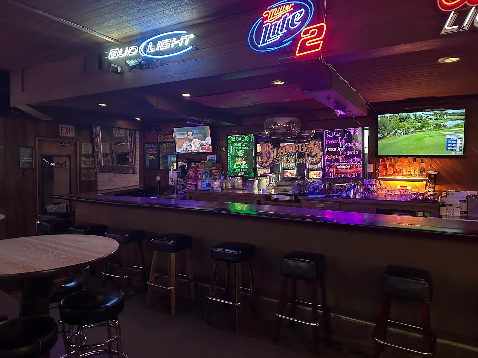 Blondie's Saloon