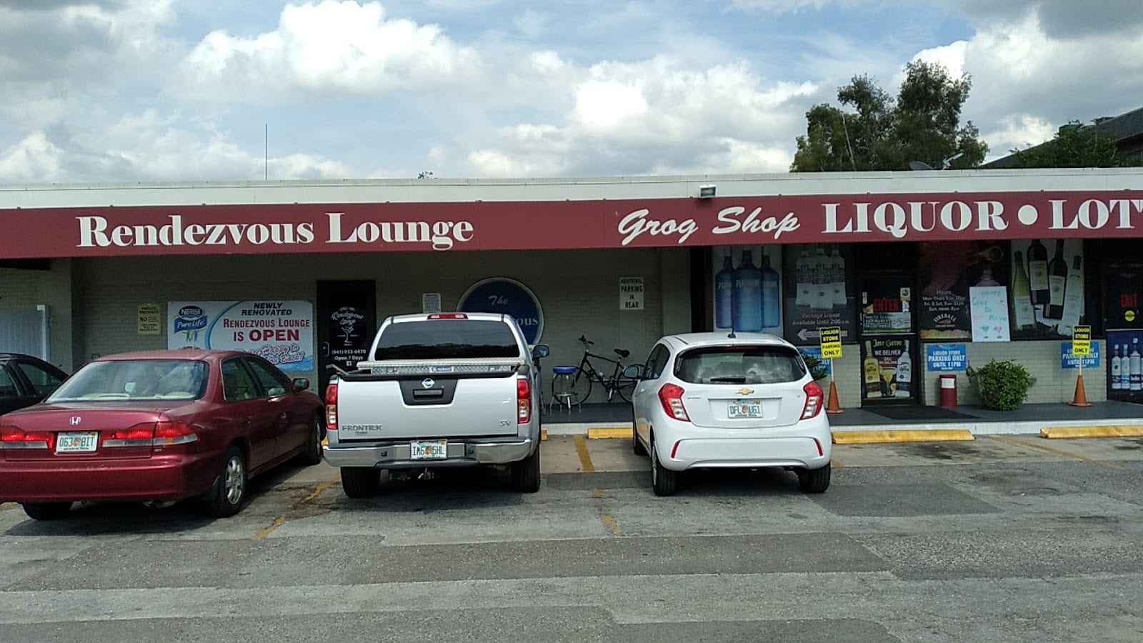 Rendezvous Lounge, photo 2