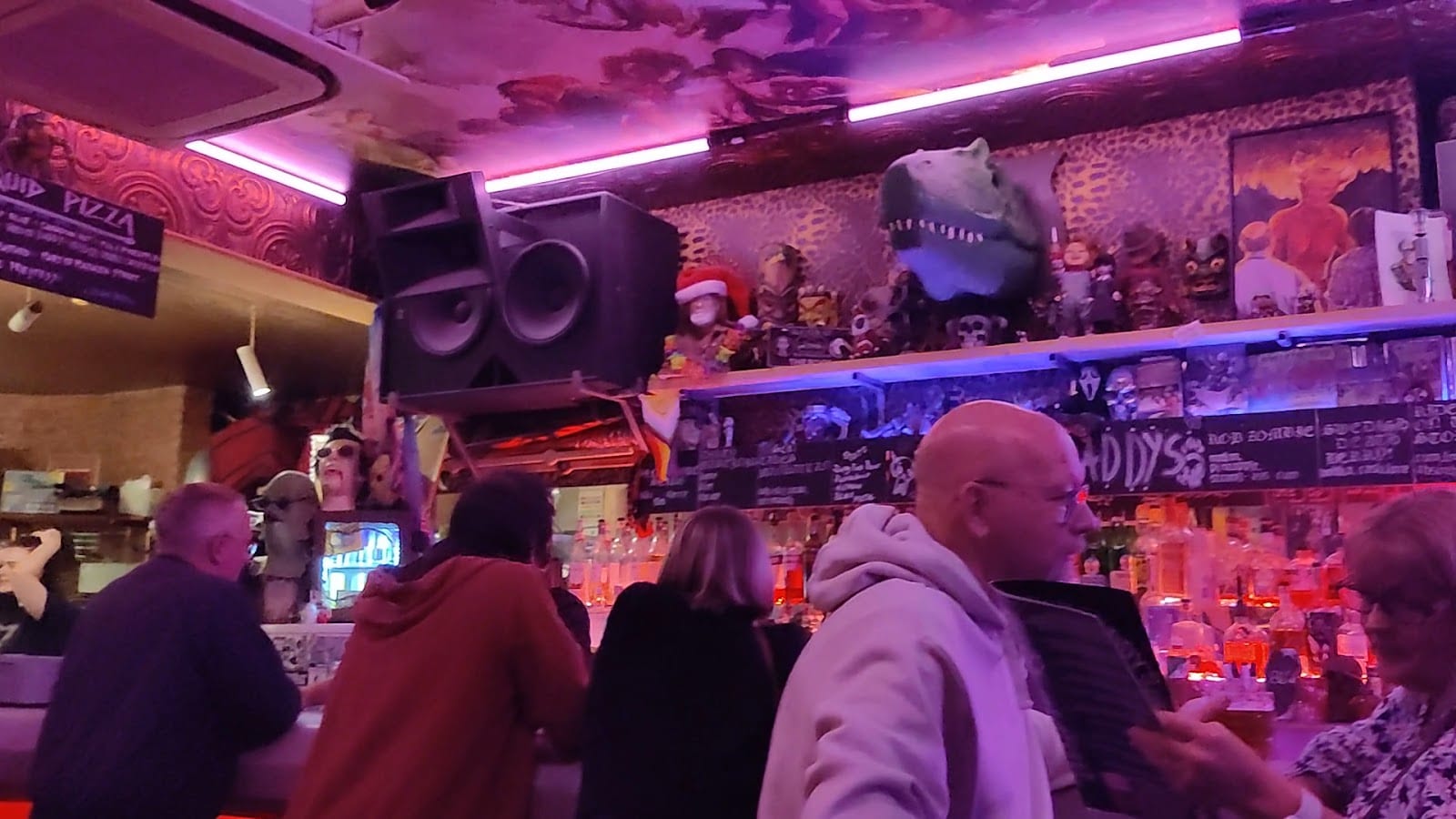 Voodoo Daddy's, photo 3