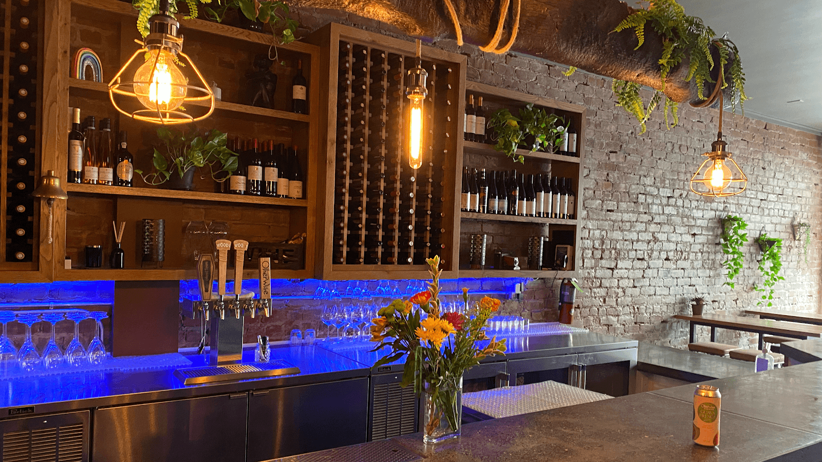 Ora Wine bar, photo 2