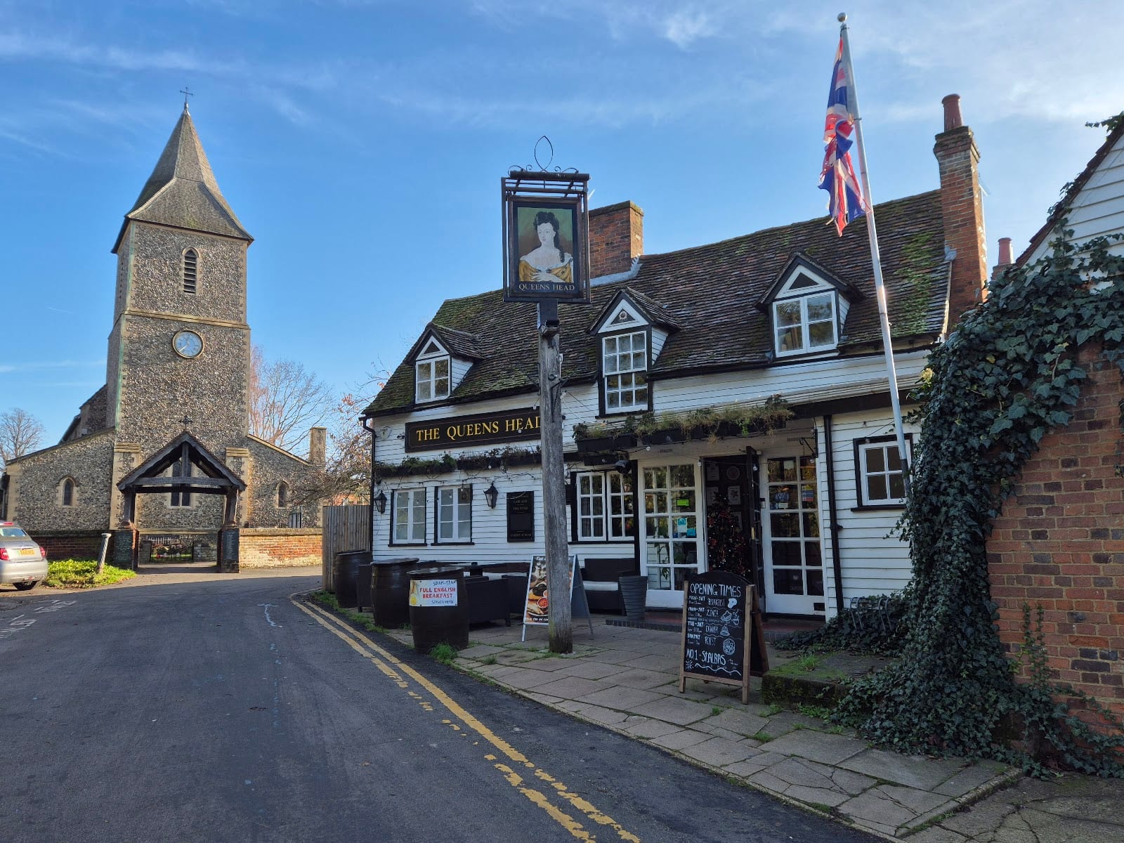 The Queen's Head, photo 3