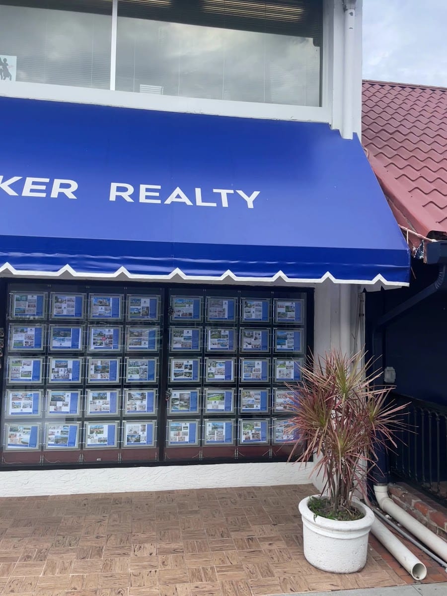 Coldwell Banker Realty, photo 3