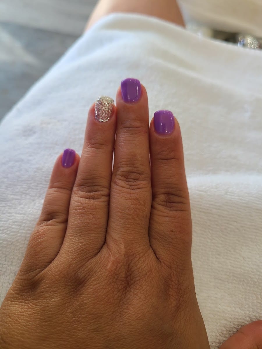 Ylang Ylang Nail Salon