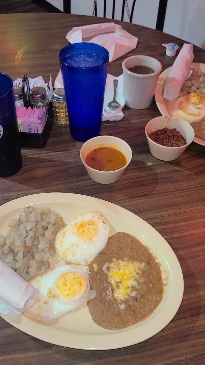Josie's Restaurant, photo 2