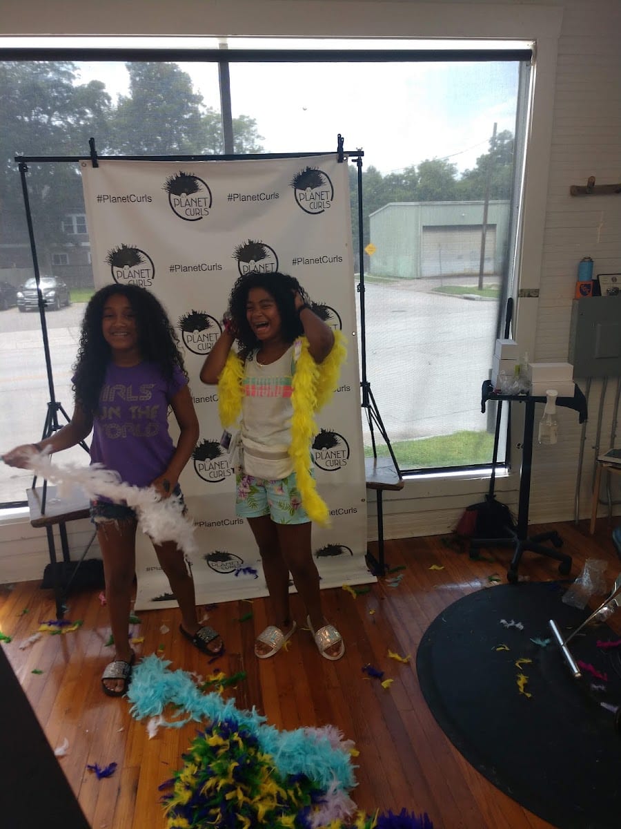 Planet Curls, photo 4