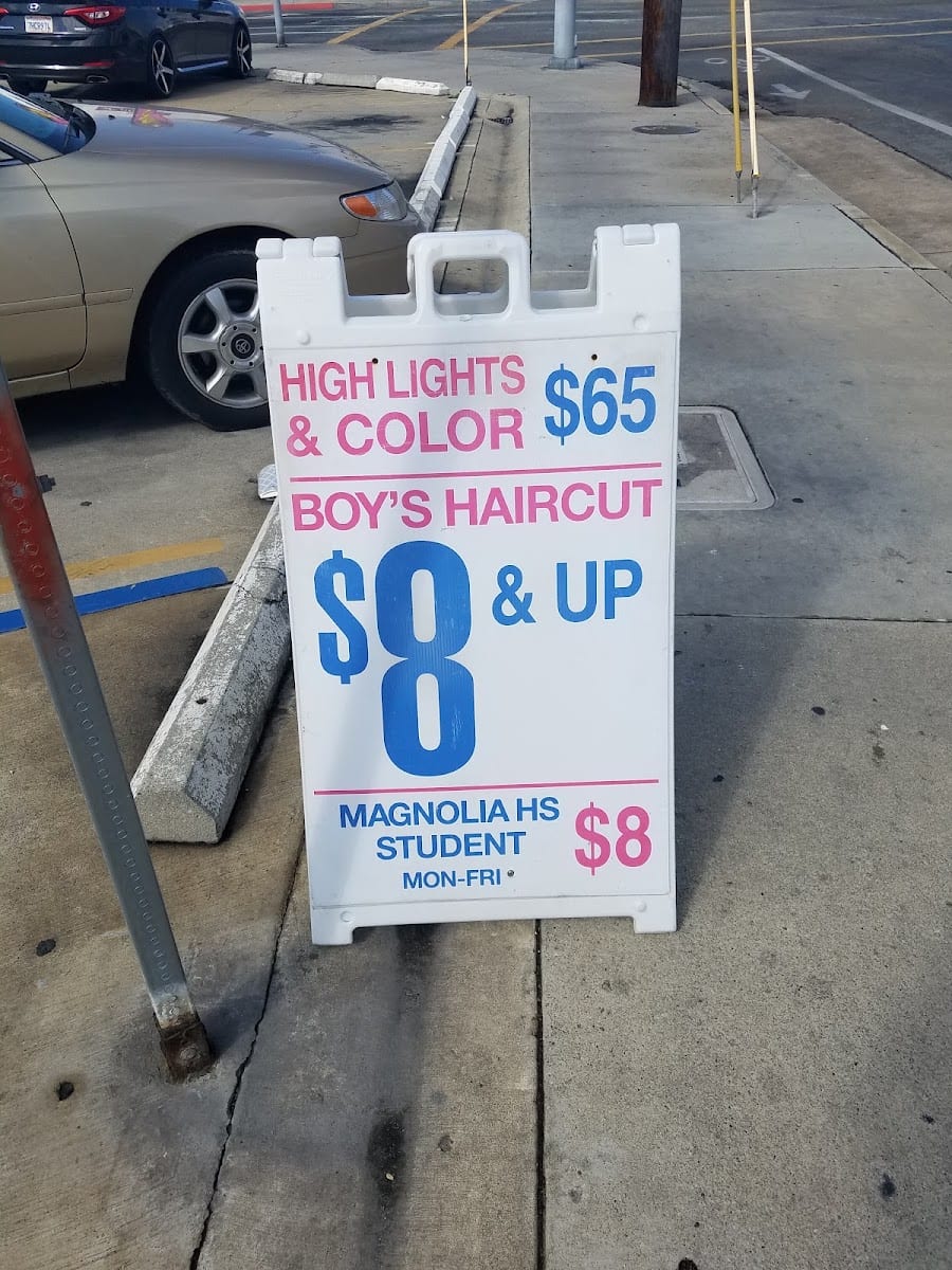 Leslie’s Beauty Salon, photo 3
