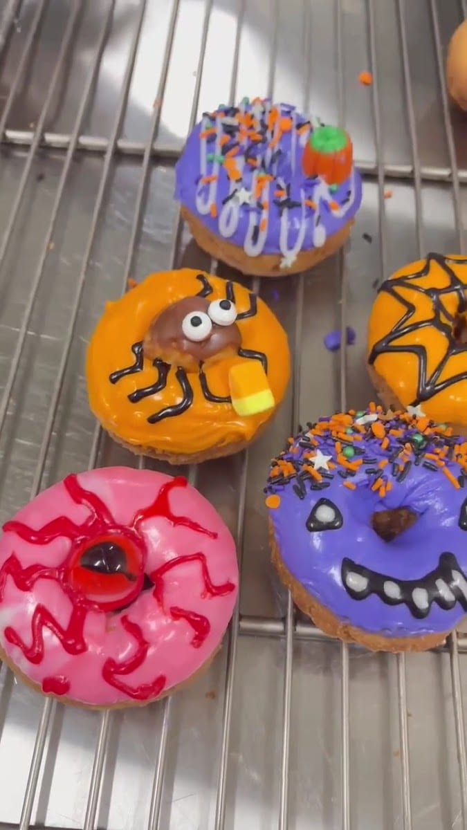 KD's Donuts, photo 2