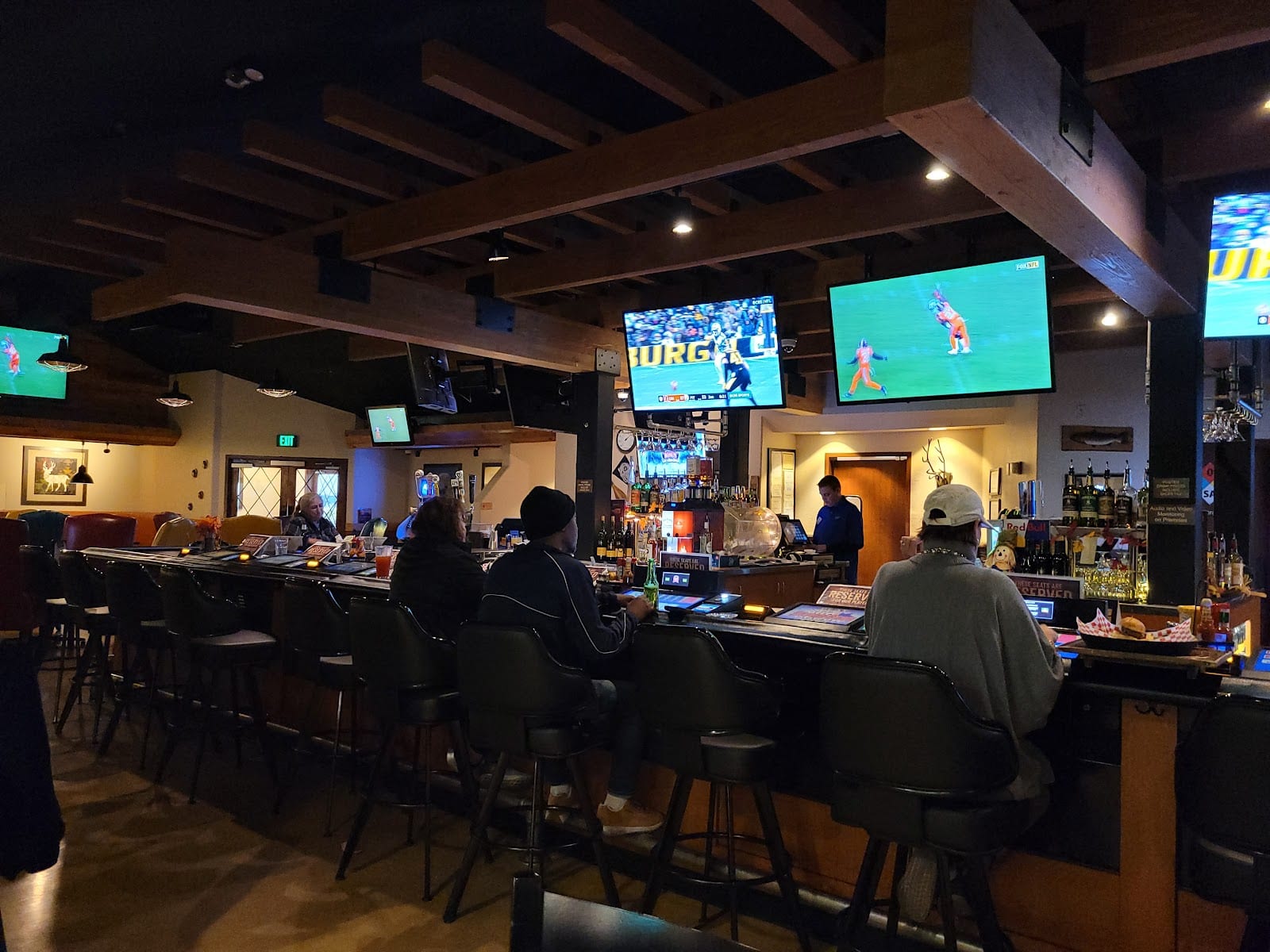 Timbers Bar & Grill, photo 3