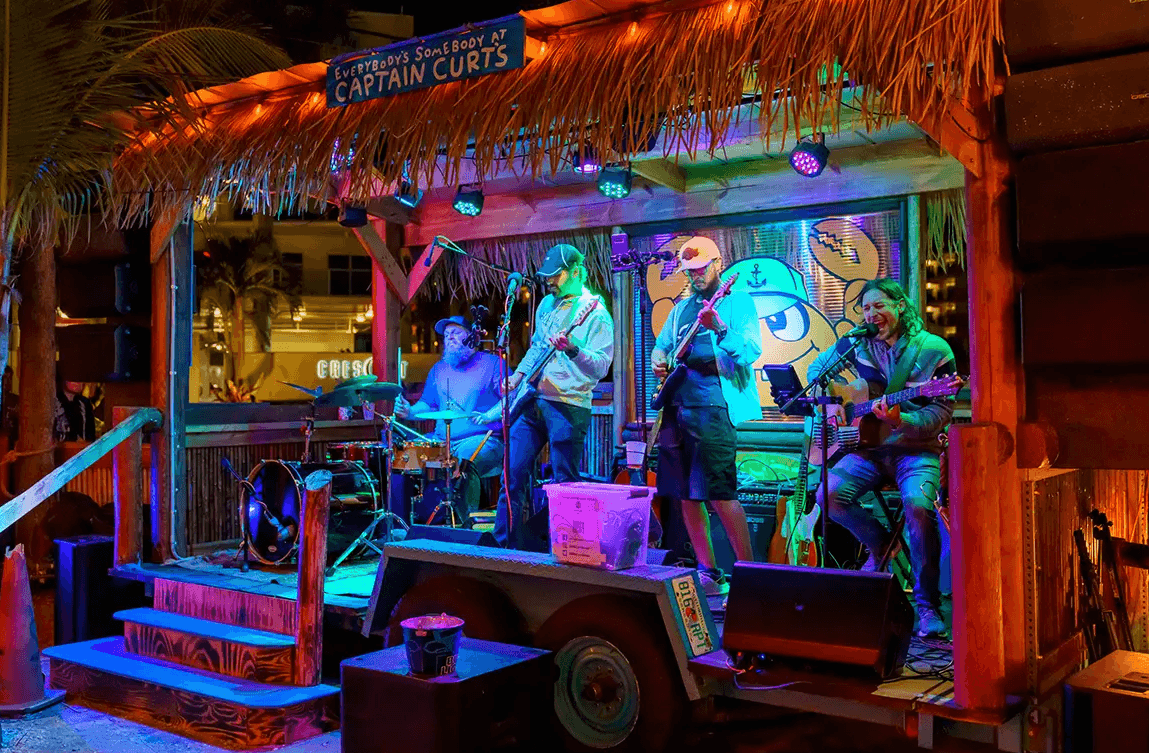 Captain Curt's Sniki Tiki Bar & Live Entertainment - Siesta Key, photo 2