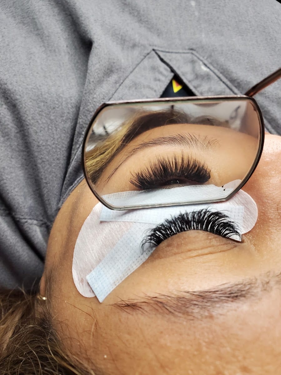 Lady Boss Lash Extensions