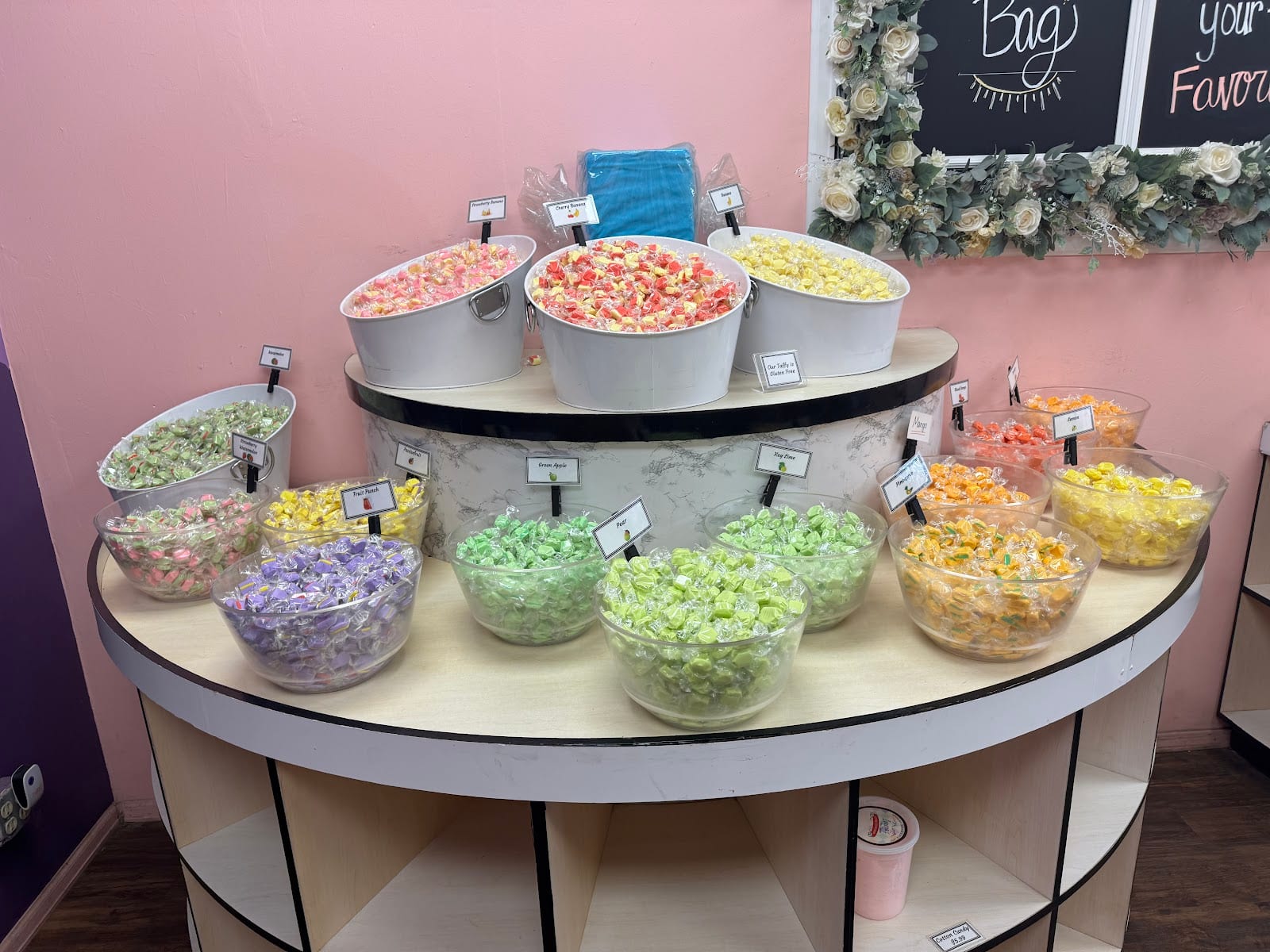 Purple Mountain Taffy Company, photo 2