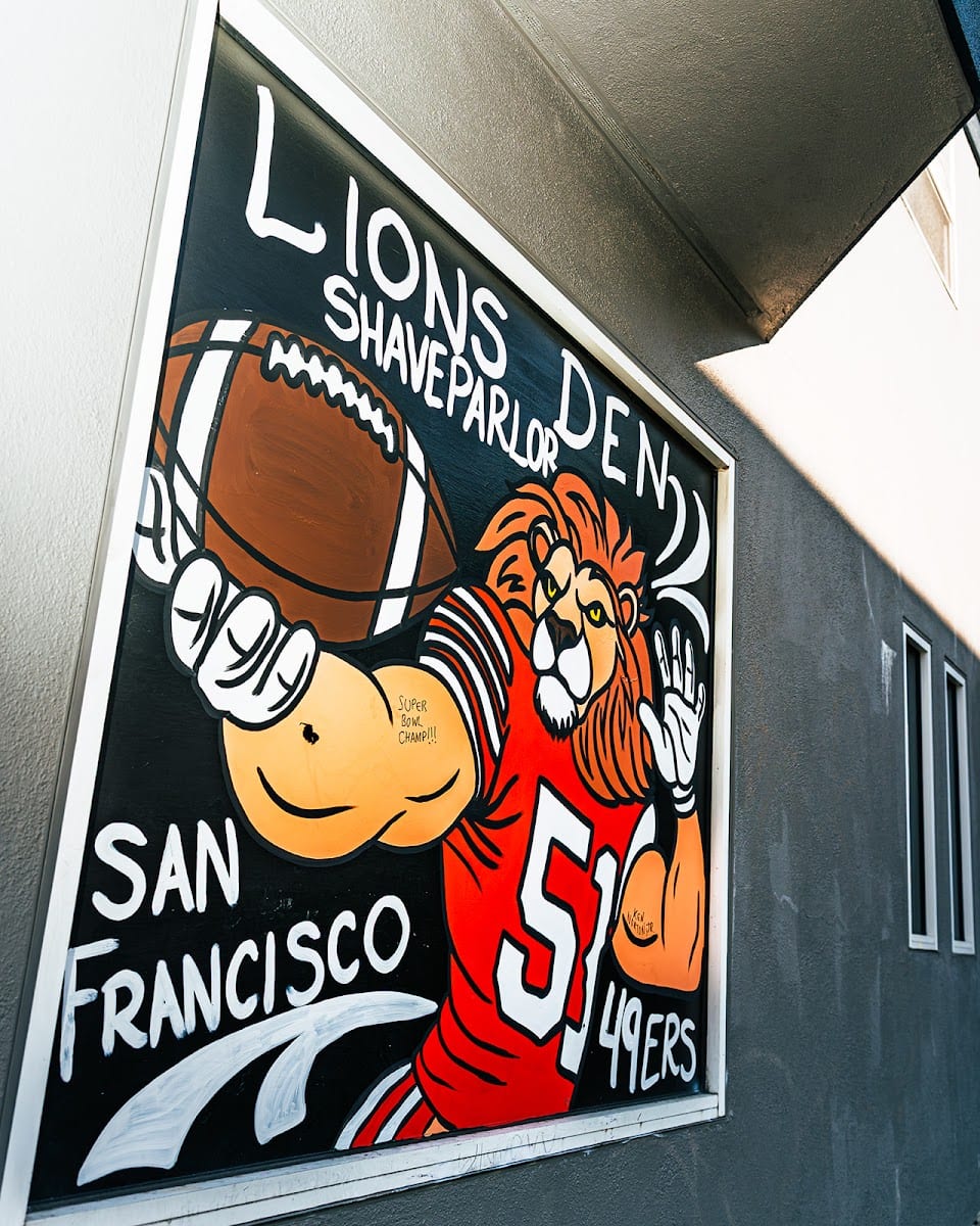 Lion's Den Shave Parlor - San Francisco, photo 4