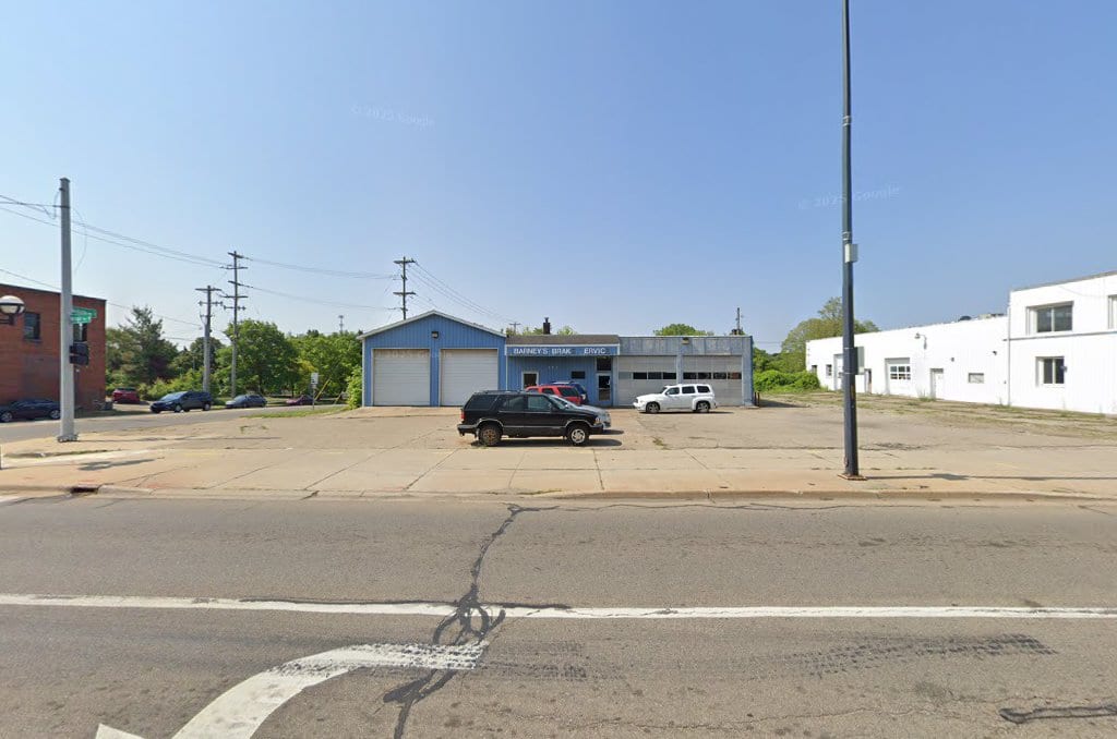 Barney's Brake Services, photo 4