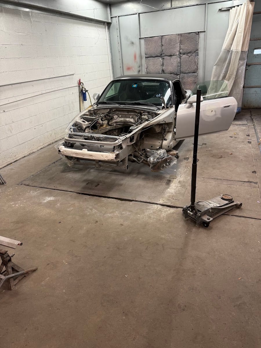 Collazos garage, photo 4