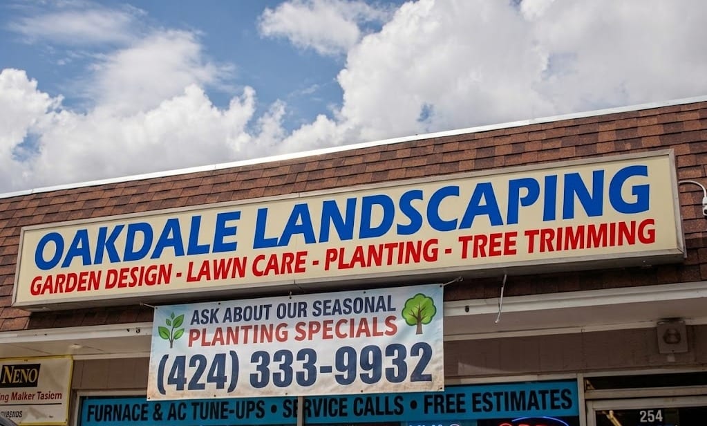 Oakdale Landscaping